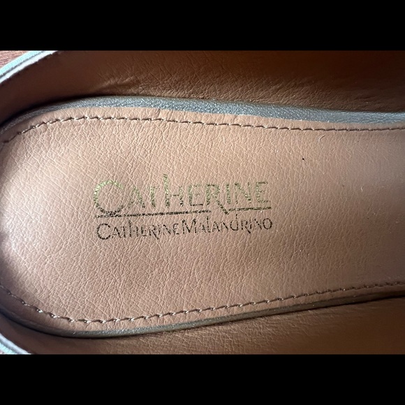 NWOT Catherine Malandrino Gold Turner Flats, Size 8.5 - Picture 6 of 7